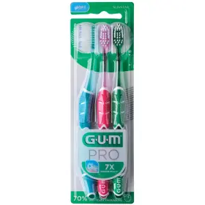 GUM PRO Soft – Pack de 3 brosses à dents 7X Reach